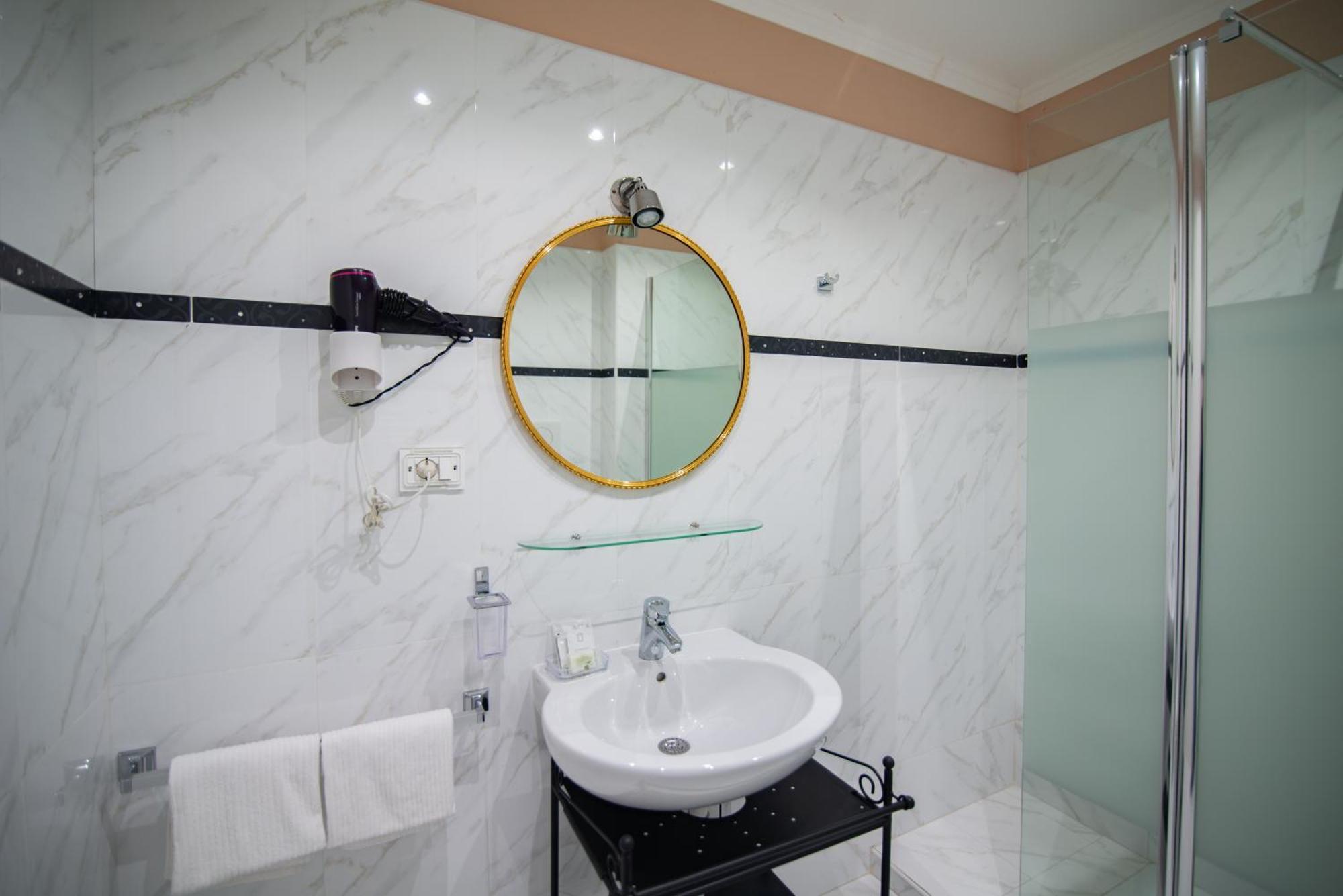 Home Grifondoro Affittacamere Генуя Екстер'єр фото
