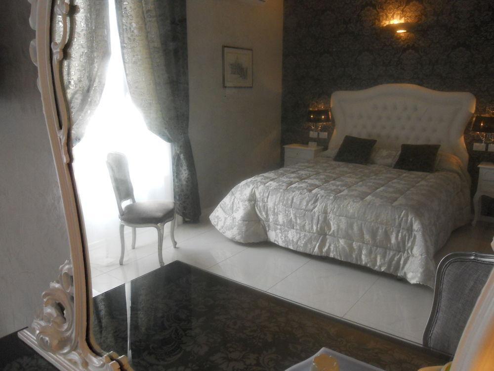 Home Grifondoro Affittacamere Генуя Екстер'єр фото